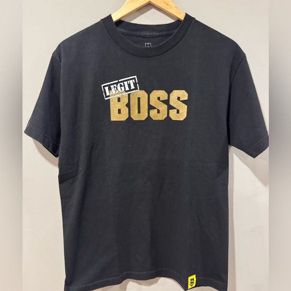 WWE NXT Sasha Banks Legit Boss Banks On It Pro Wrestling T-Shirt - Picture 3 of 8